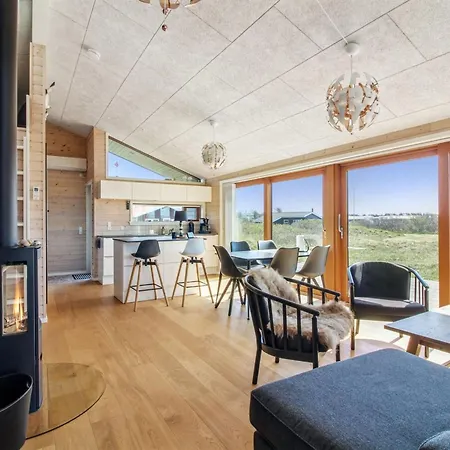Tuire - 250m From The Sea By Interhome