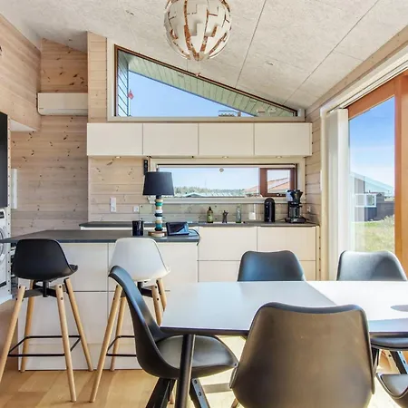 Tuire - 250m From The Sea By Interhome *