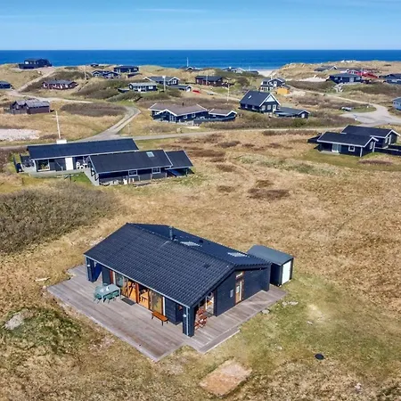 Tuire - 250m From The Sea By Interhome